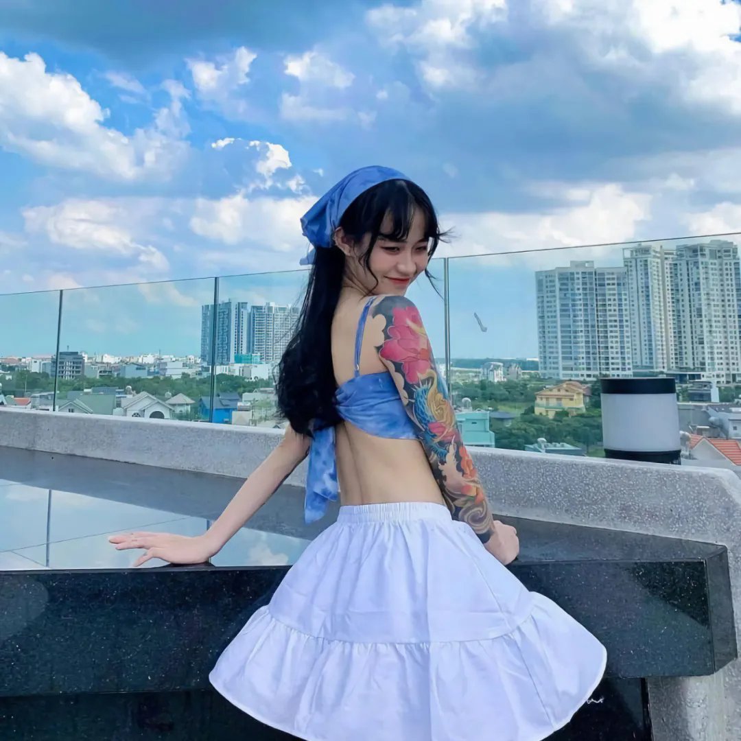 诺娜和埃斯特